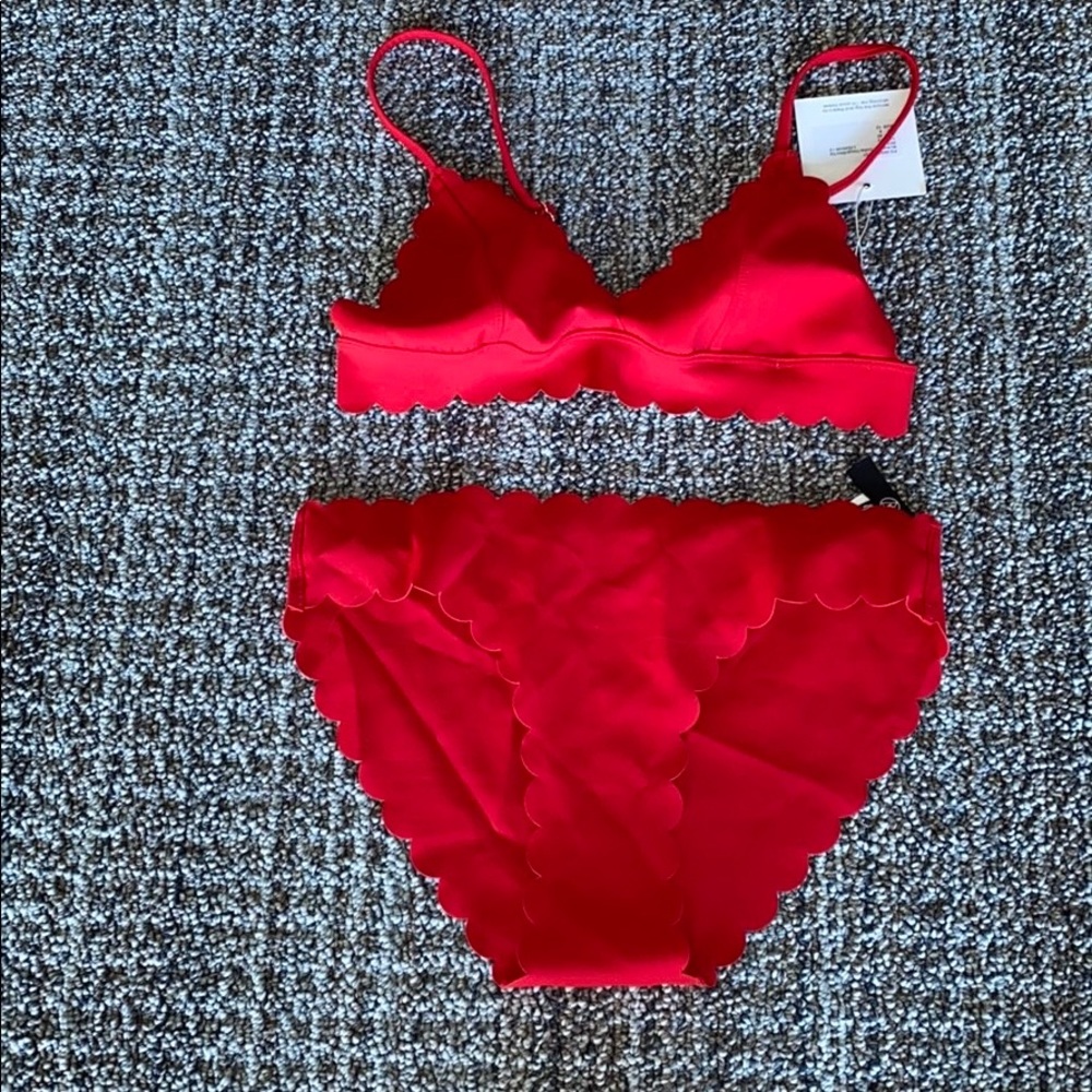 Missguided Scallop Swim Bikini Set